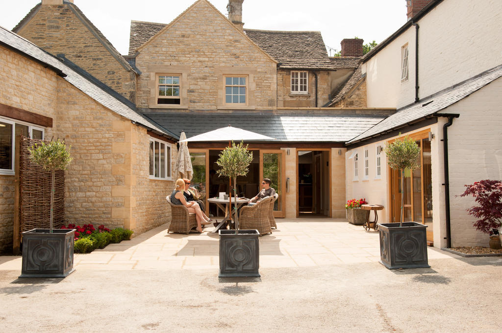 The Wychwood Inn Shipton under Wychwood Luaran gambar