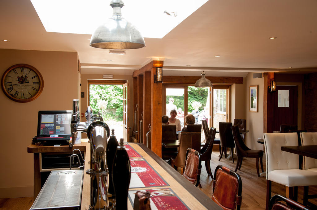 The Wychwood Inn Shipton under Wychwood Luaran gambar