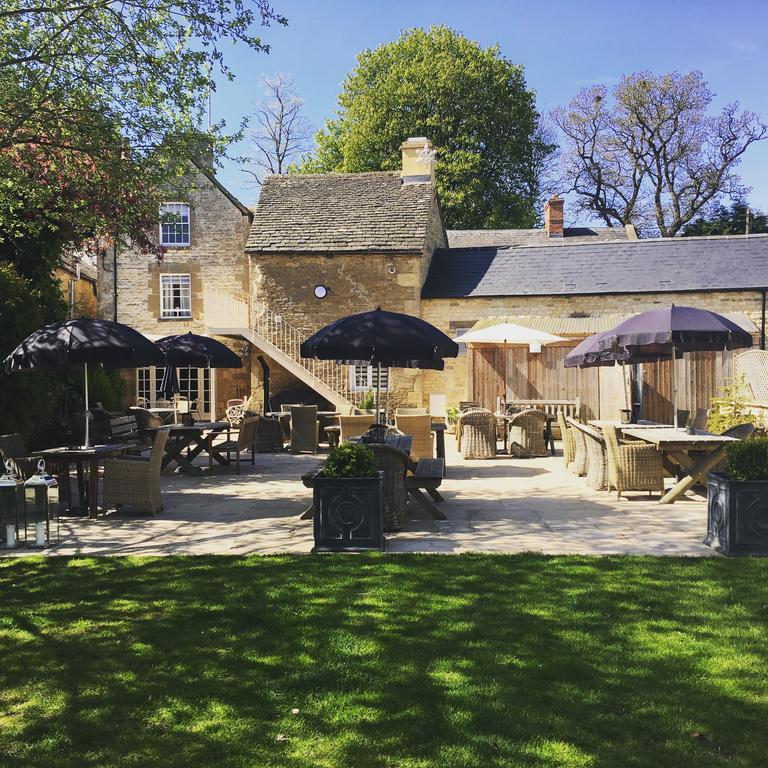 The Wychwood Inn Shipton under Wychwood Luaran gambar