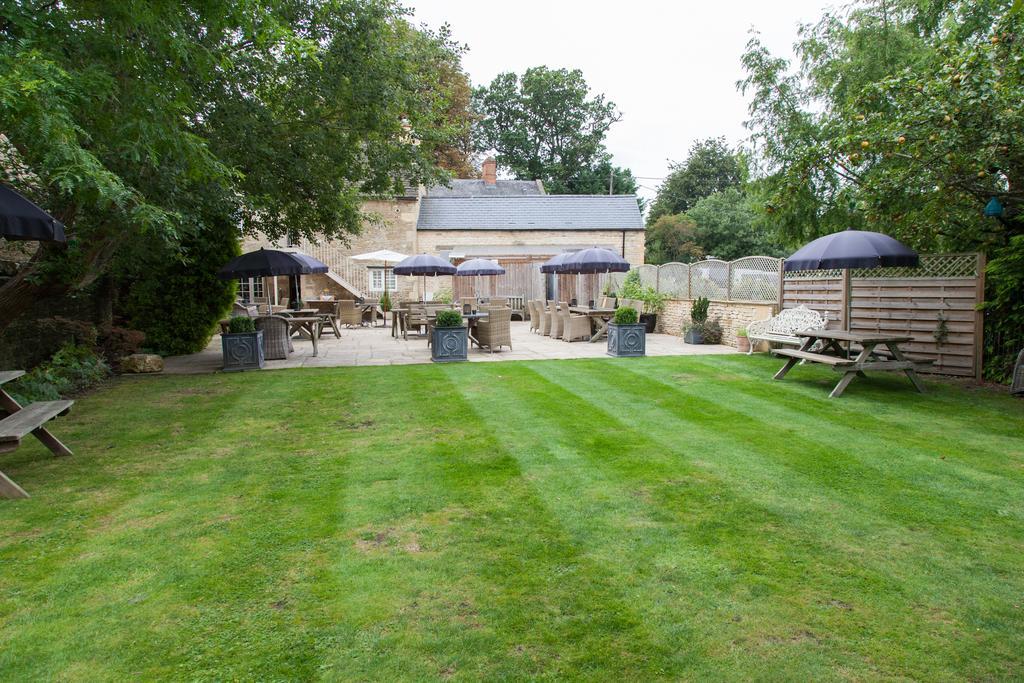 The Wychwood Inn Shipton under Wychwood Luaran gambar