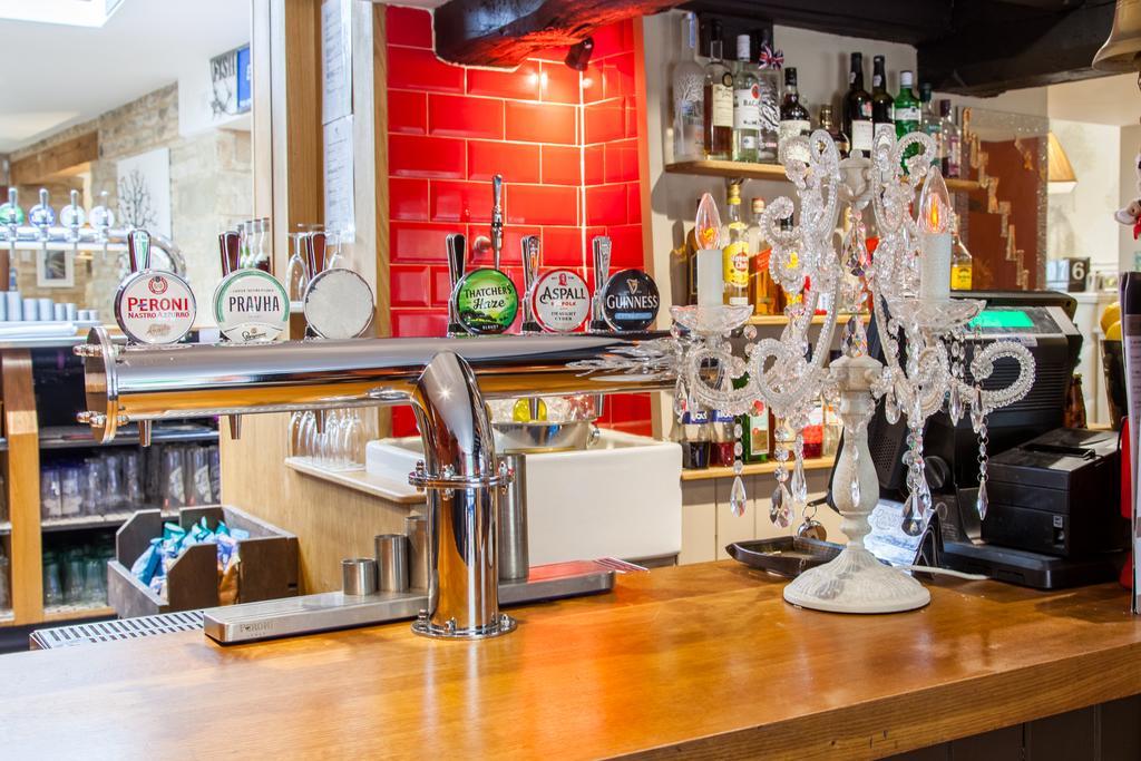 The Wychwood Inn Shipton under Wychwood Luaran gambar