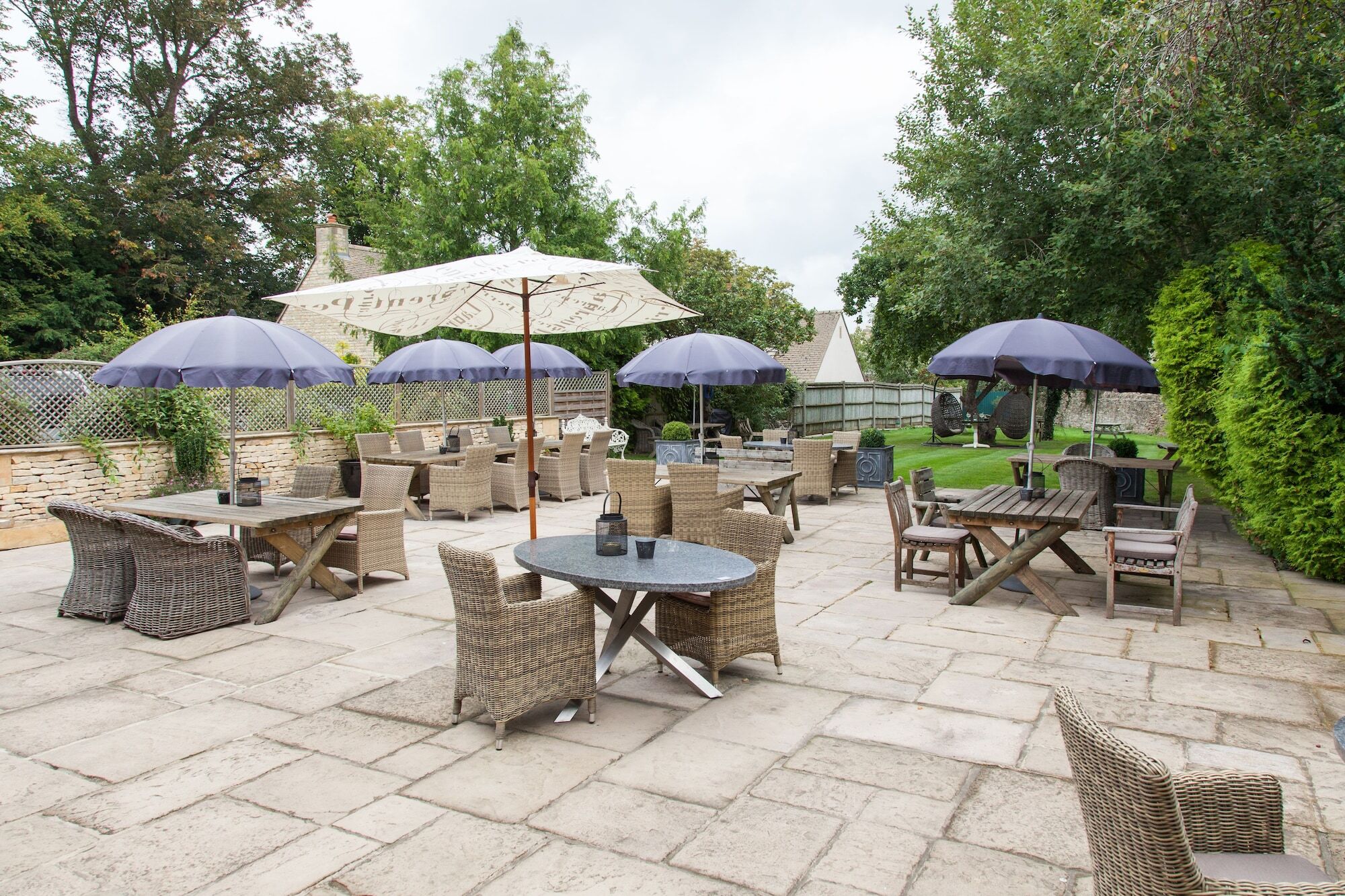 The Wychwood Inn Shipton under Wychwood Luaran gambar